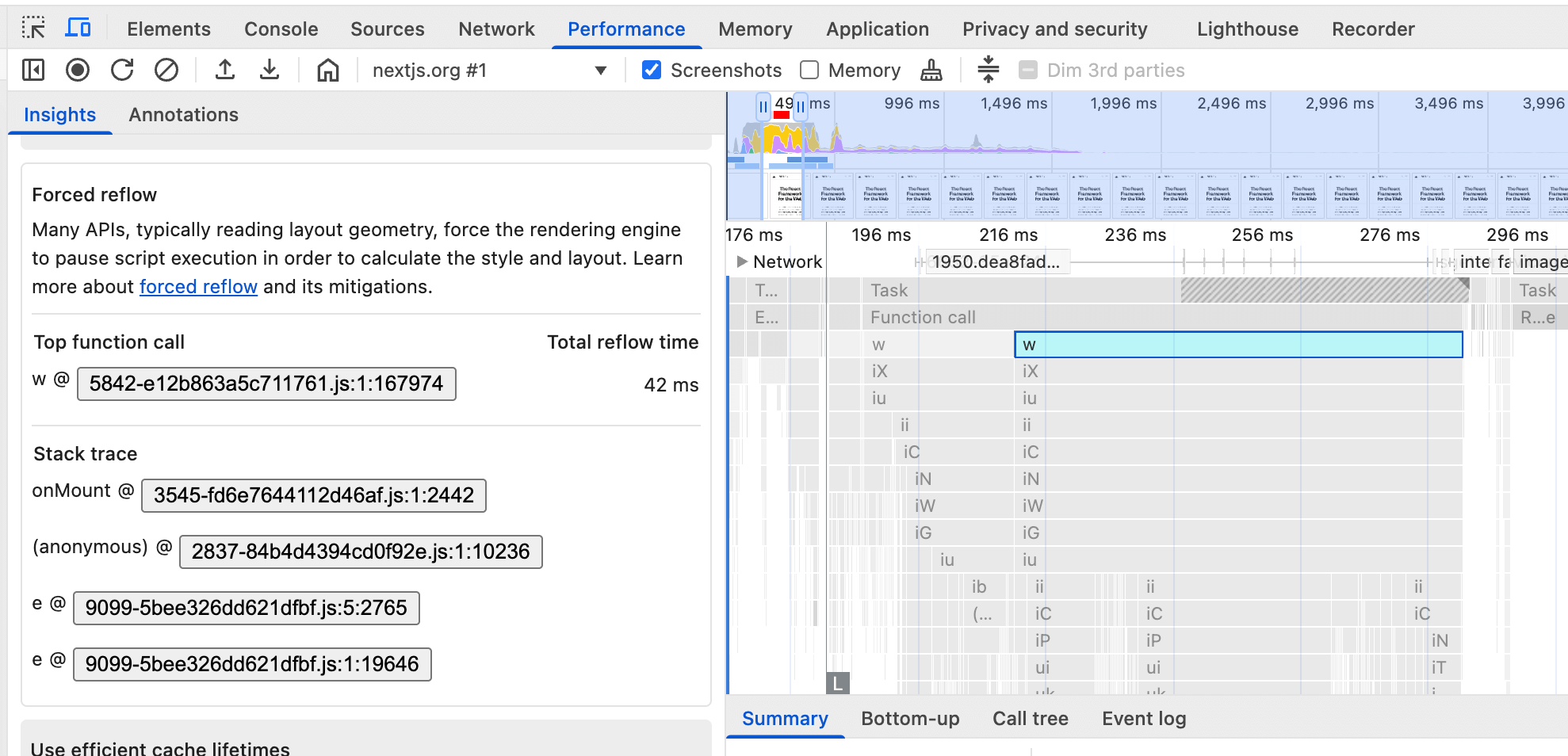 DevTools में, 'w' नाम के फ़ंक्शन की पहचान करके, फ़ोर्स्ड रीफ़्लो की अहम जानकारी दिखाने वाला इलस्ट्रेशन. इस फ़ंक्शन की वजह से फ़ोर्स्ड रीफ़्लो हो रहा है.
